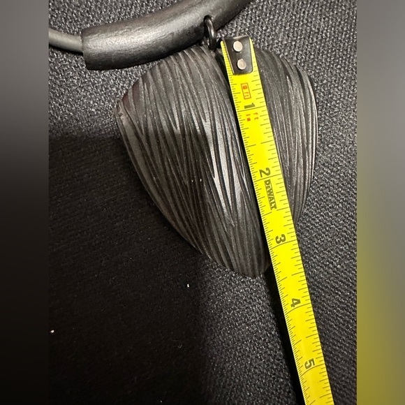 Necklace Carved Wooden AMULET Pendant Minimal Lightweight Black 1952 O - Picture 6 of 8